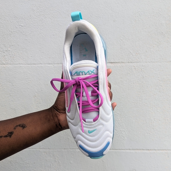 ❌SOLD❌ Nike's AirMax 720S - W's 9.5 - Picture 3 of 5